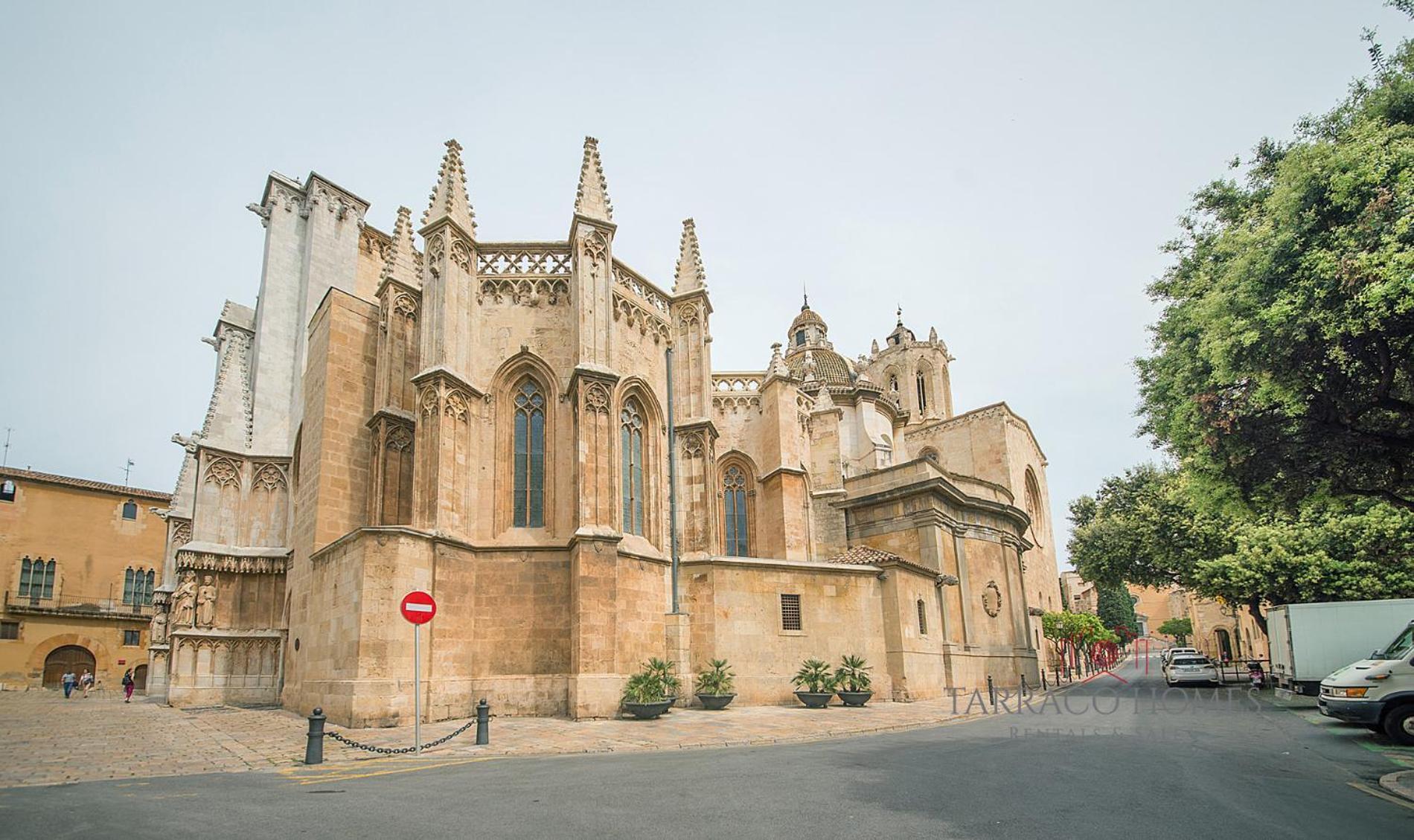 Apartamento Miracle Tarragona Esterno foto