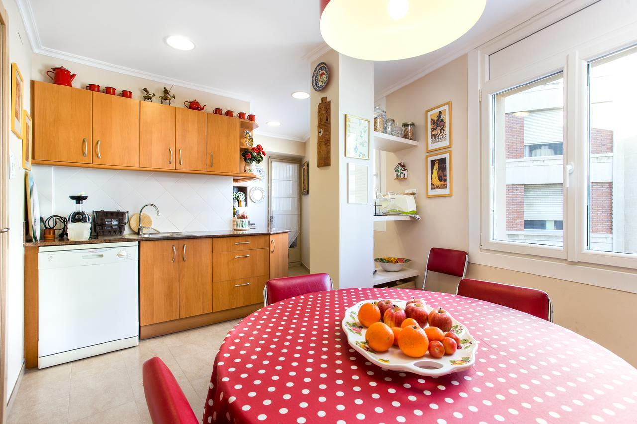 Apartamento Miracle Tarragona Esterno foto