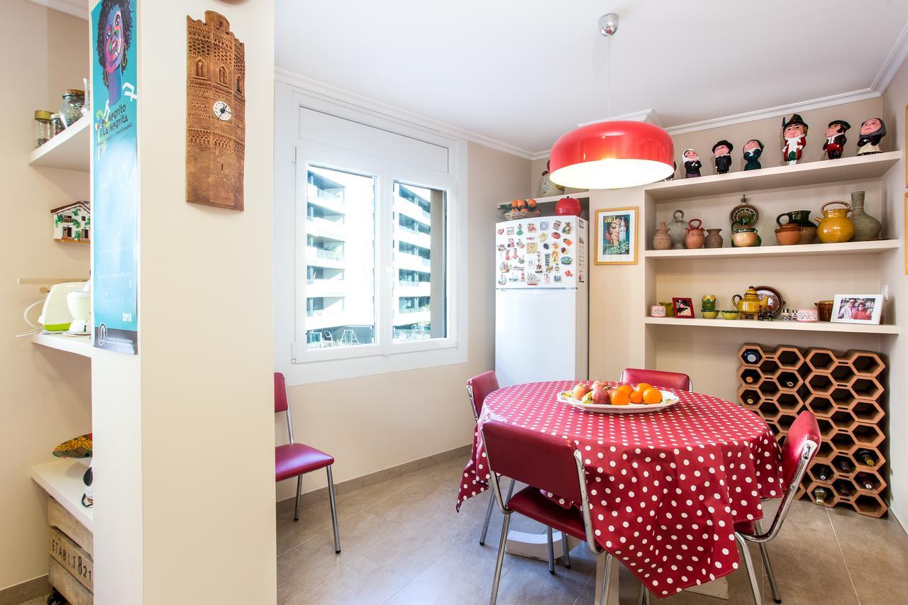 Apartamento Miracle Tarragona Esterno foto